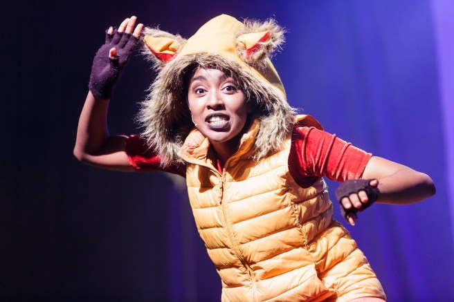 JAKKALS EN WOLF ONBEPERKDEBUUT Gesinsvermaak ’n Kunste Onbepe